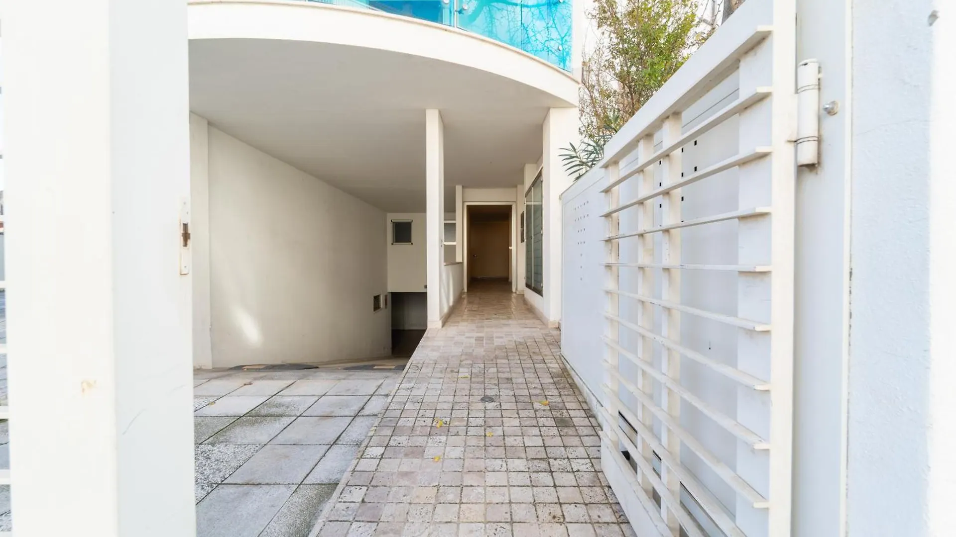 Lido Loft location